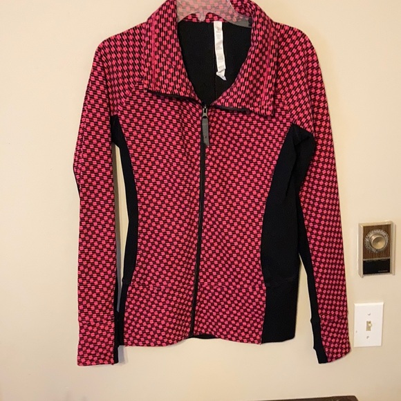 Lululemon pink and black jacket - Picture 1 of 1